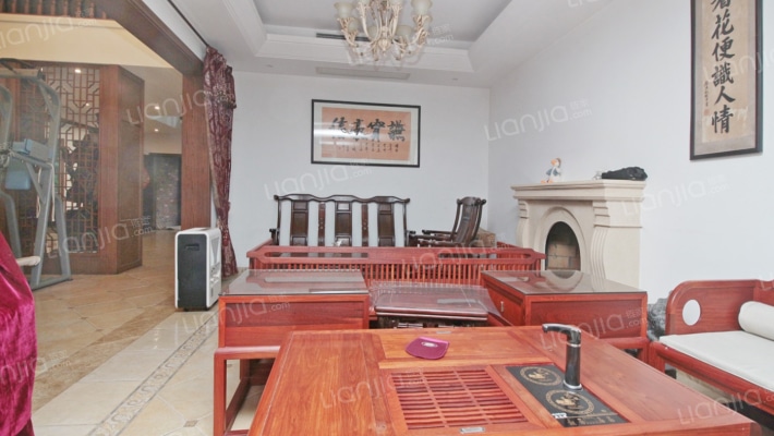 皇府别墅二手房实景图