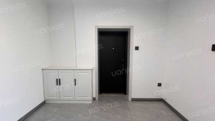 铁江社区二手房实景图