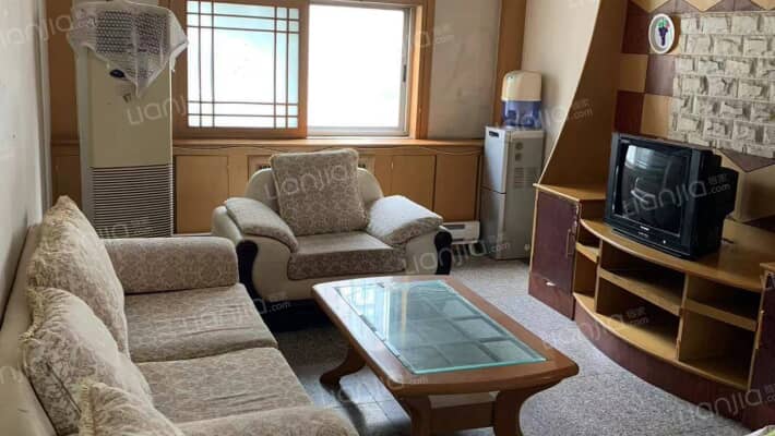 纬五路70号院二手房实景图