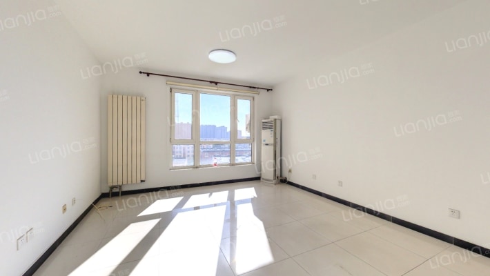 天时名苑二手房实景图