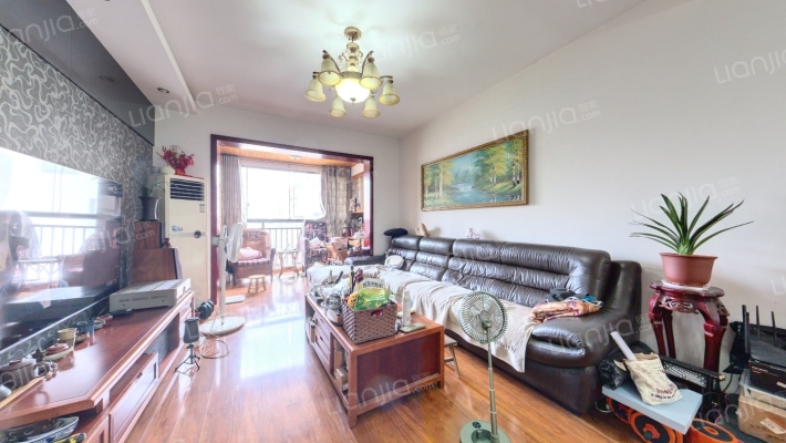 逸都国际二手房实景图