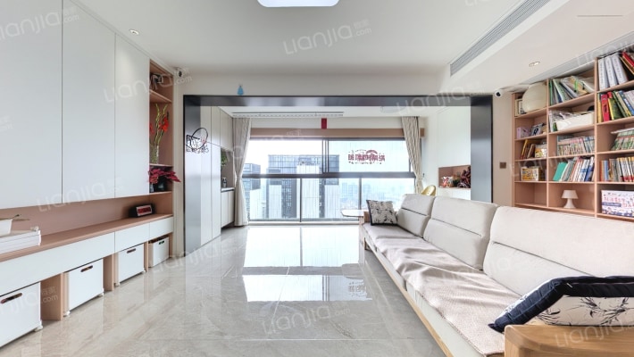 万科大都会二手房实景图