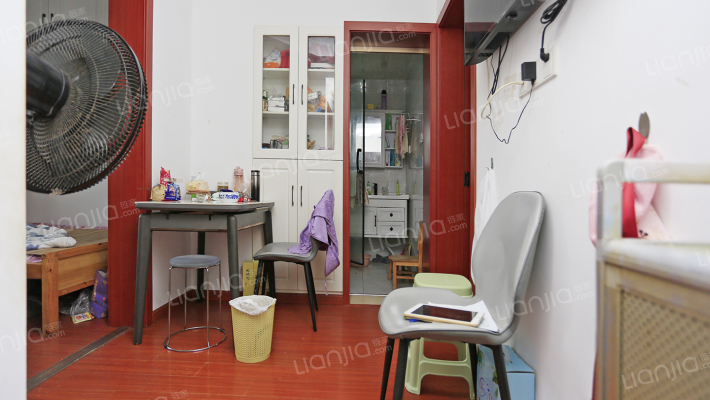 水岸金桥苑二手房实景图