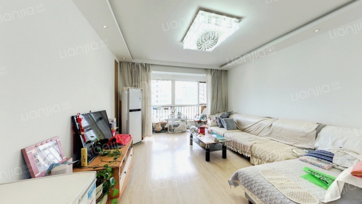 瑞赛居圣苑二手房实景图