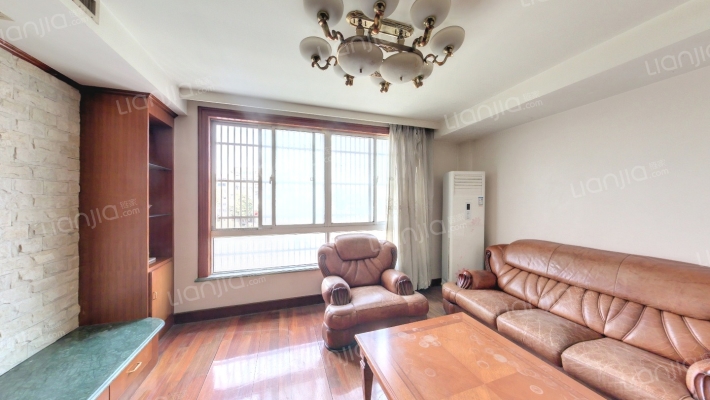 东海馨苑二手房实景图