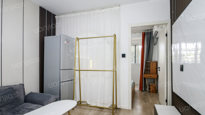 万华小区二手房实景图