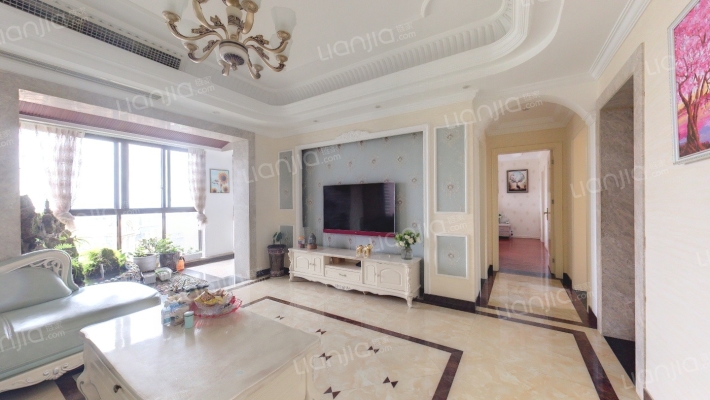 置信丹郡湖岸二手房实景图