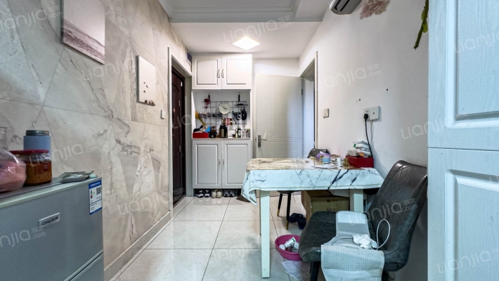 遵义西大楼二手房实景图