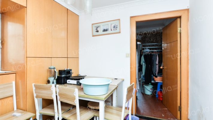 宝钢八村二手房实景图