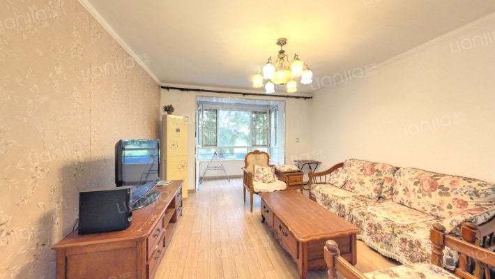 实验园丁苑二手房实景图