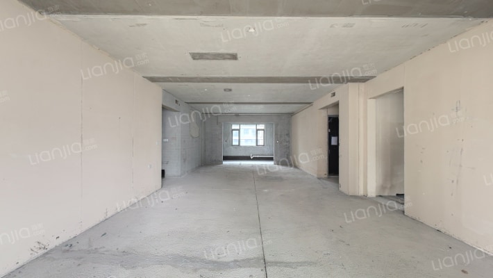 城发恒伟洋湖映2009二手房实景图