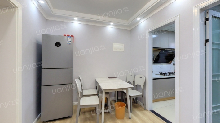 梅花里二手房实景图