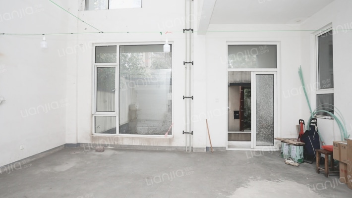 亚东朴园北区二手房实景图