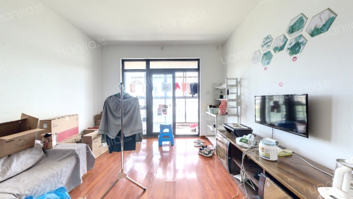 滨江名都二手房实景图