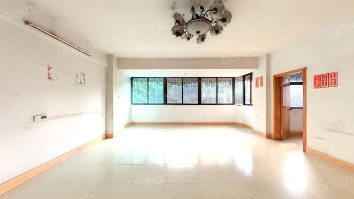 富康路二手房实景图