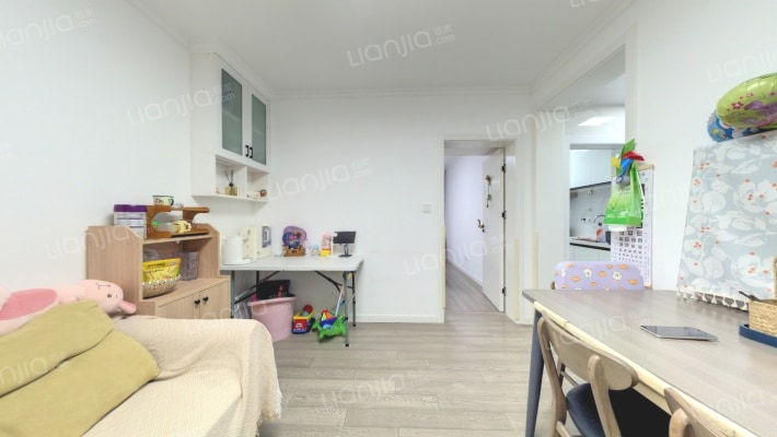 虹苑新寓二村二手房实景图