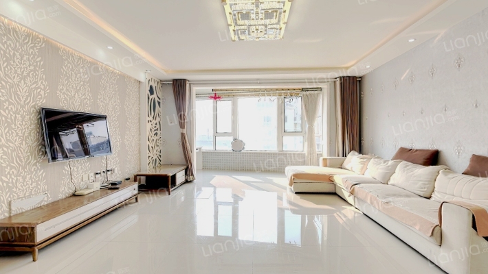 丽湖馨居二手房实景图