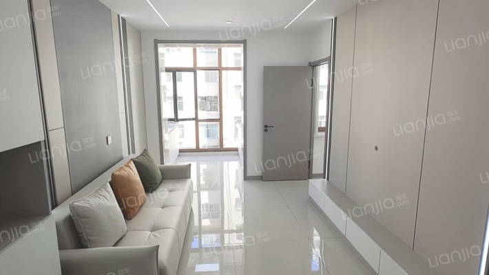 龙江龙住宅楼二手房实景图