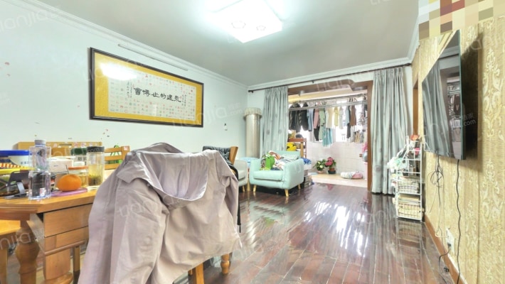 晨兴公寓二手房实景图