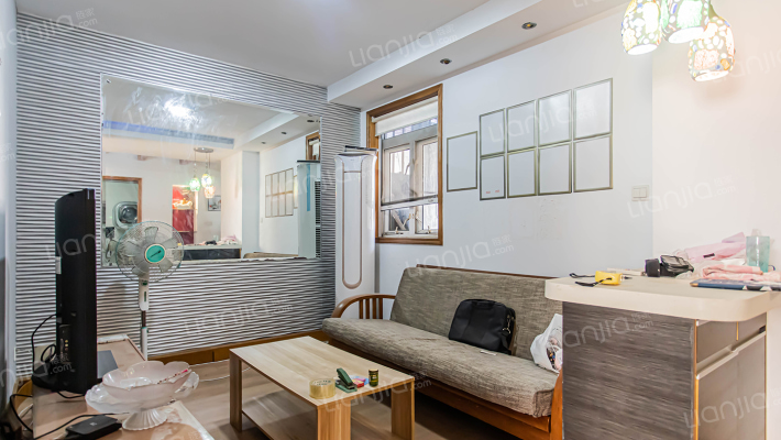 华师大三村二手房实景图