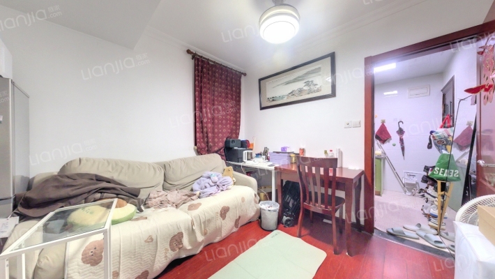 港驳小区二手房实景图