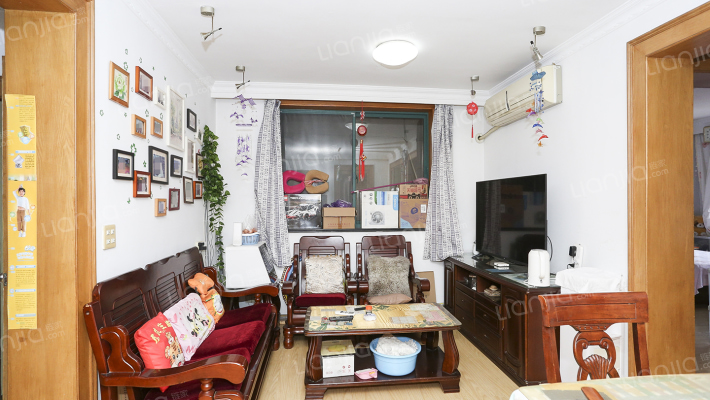 华进公寓二手房实景图