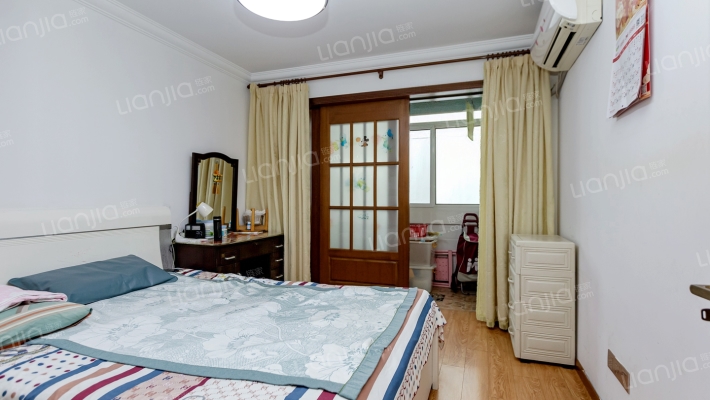 中山北路255弄二手房实景图