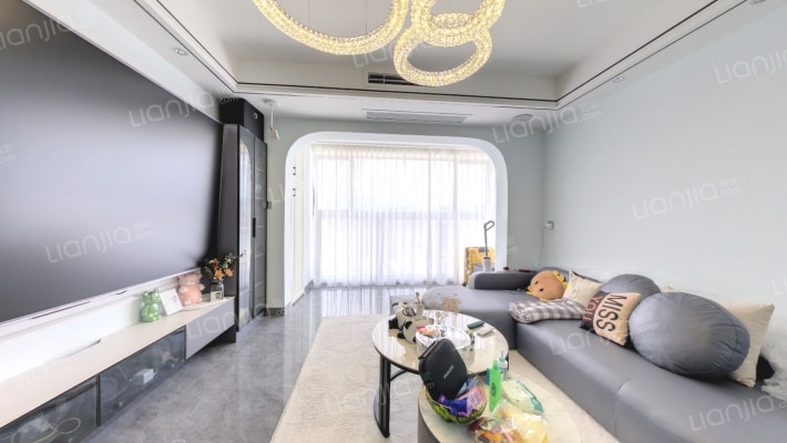 中御海立方二手房实景图