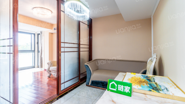 毕加索小镇(一期)(公寓)二手房实景图