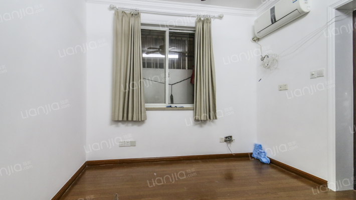 华山花苑二手房实景图