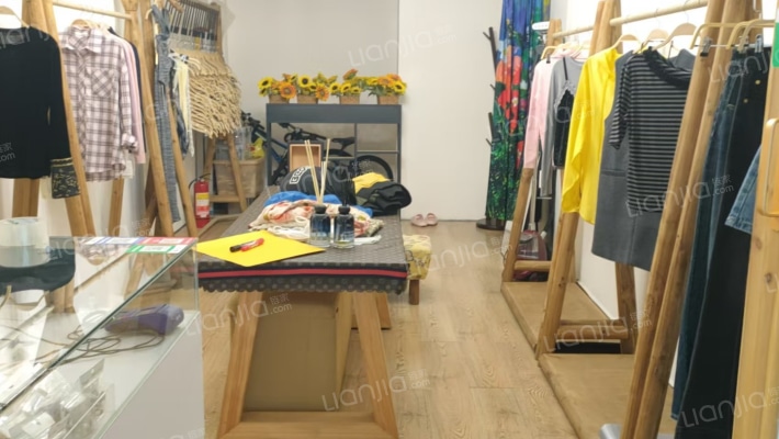 统建四巷二手房实景图