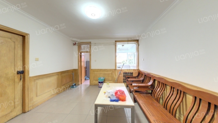 中储宿舍二手房实景图