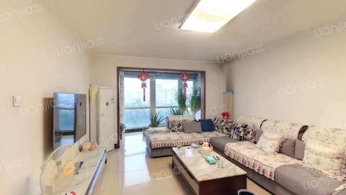 先锋公寓二手房实景图