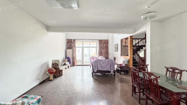 北碚建委小区二手房实景图