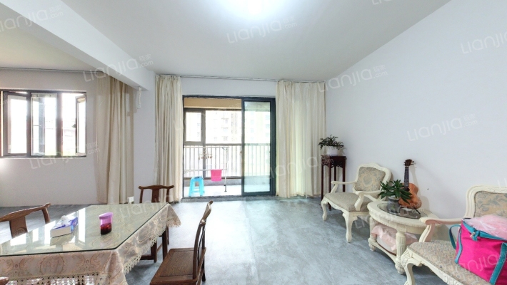 南方豪庭二手房实景图