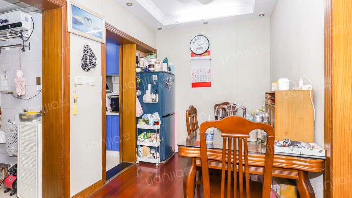 保德路425弄二手房实景图