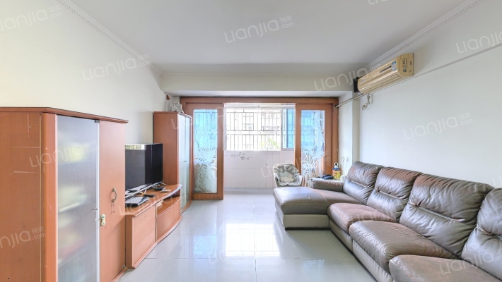 鸿运花园二手房实景图