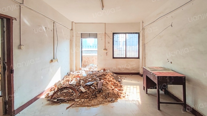 槎桥村二手房实景图