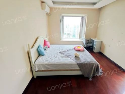 整租·珠江华轩 1室1厅 东南/南