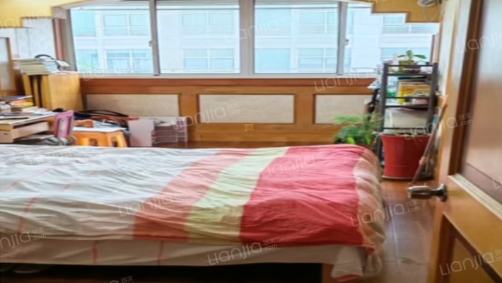 海枫公寓二手房实景图