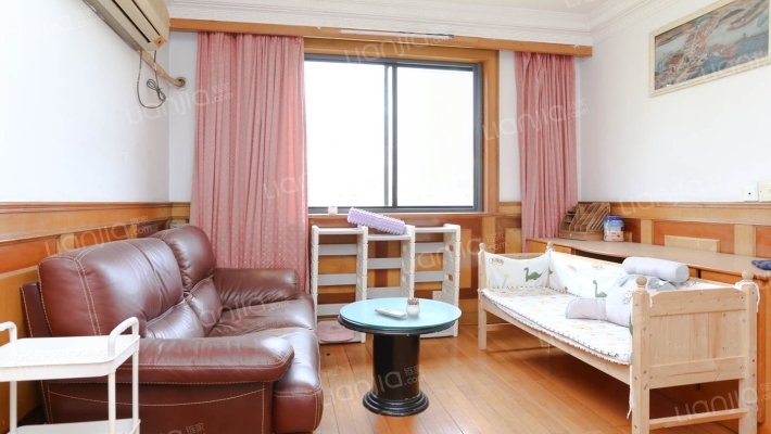 凯虹公寓二手房实景图