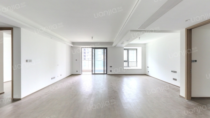 融创未来金融城-源融佳苑二手房实景图