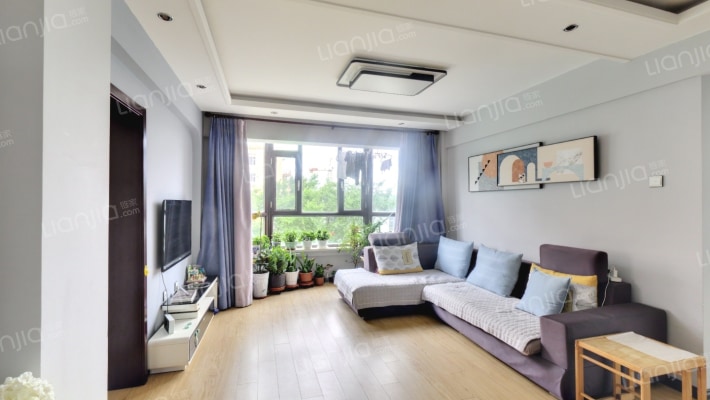 吉大菲尔瑞特二手房实景图