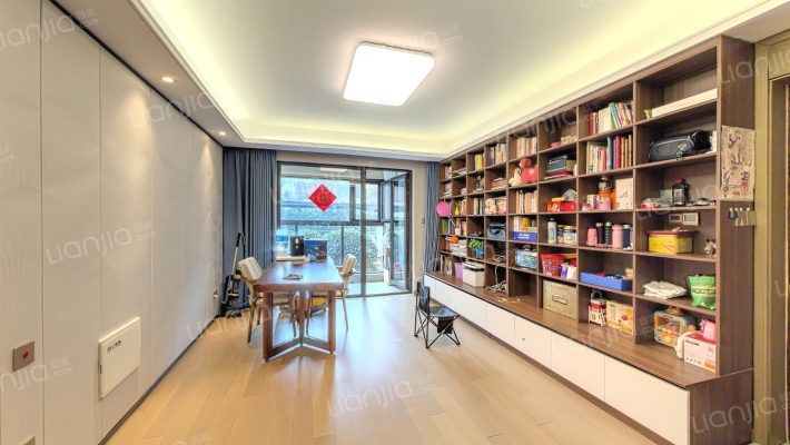 中锐星公元二手房实景图