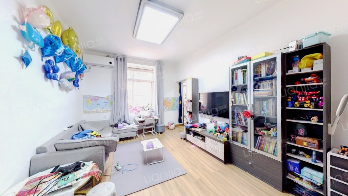 市政大院二手房实景图