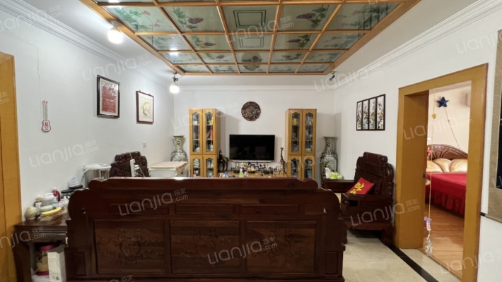 莱茵达路20号二手房实景图