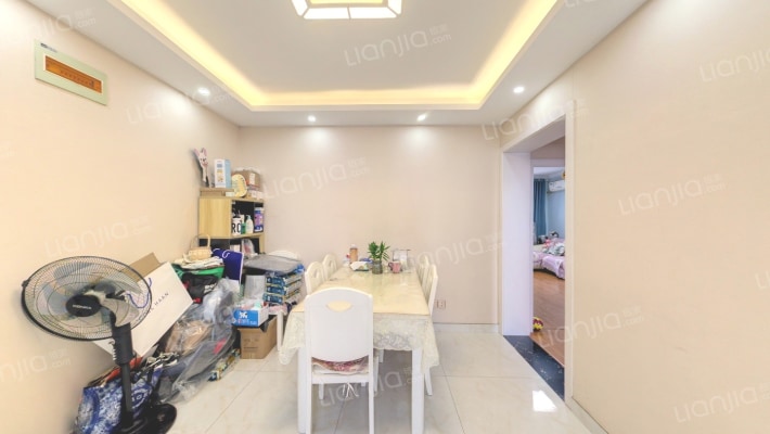 老轻院小区二手房实景图