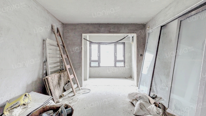 滴水湖馨苑四期二手房实景图