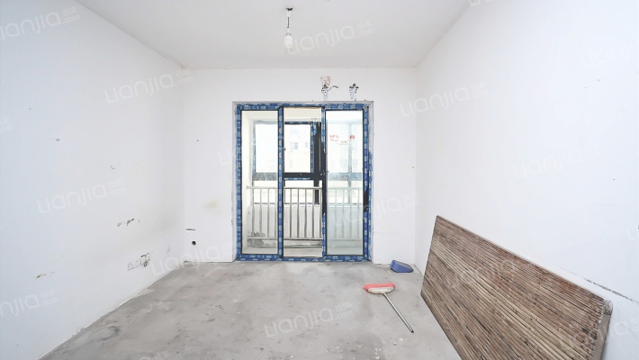 和润家园一期二手房实景图