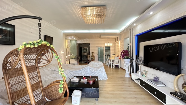 怡森苑二手房实景图